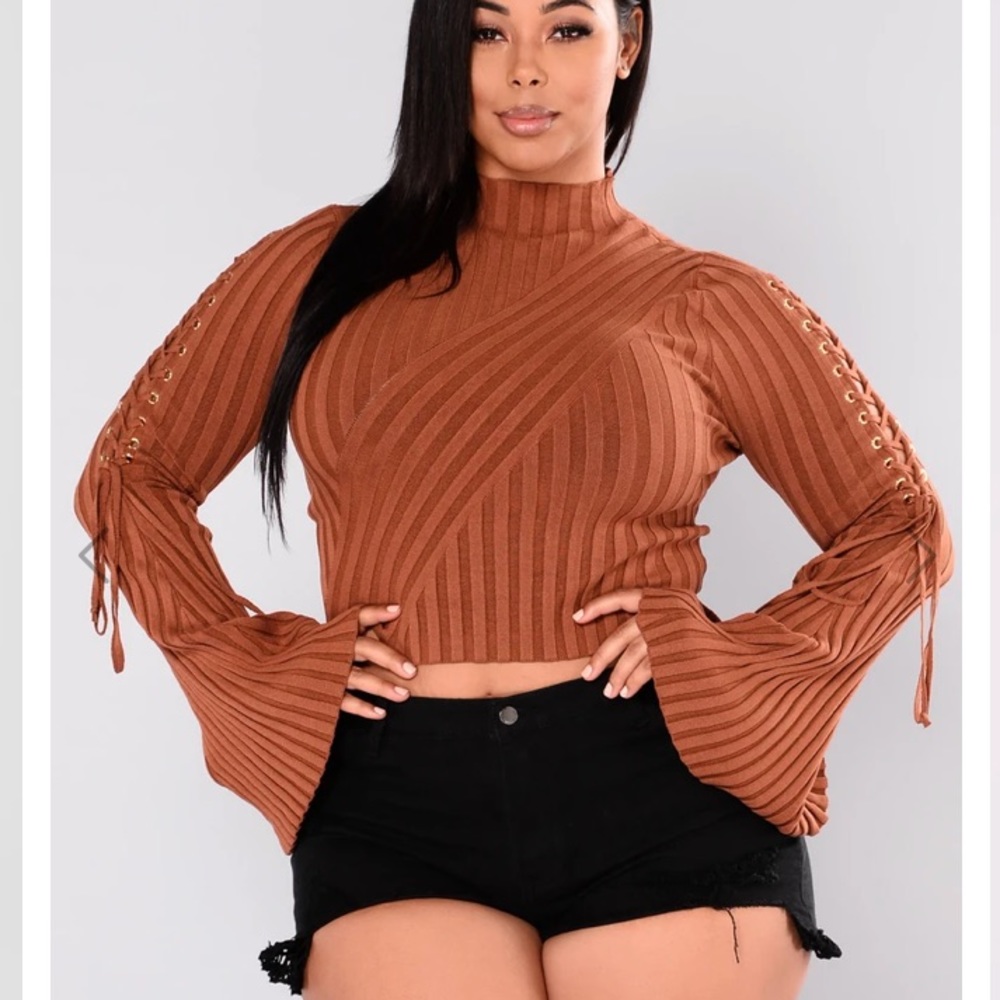 Crew neck sweater